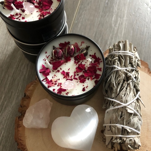 *Rose Magic* 4oz Soy Wax Candle - Picture 5 of 7